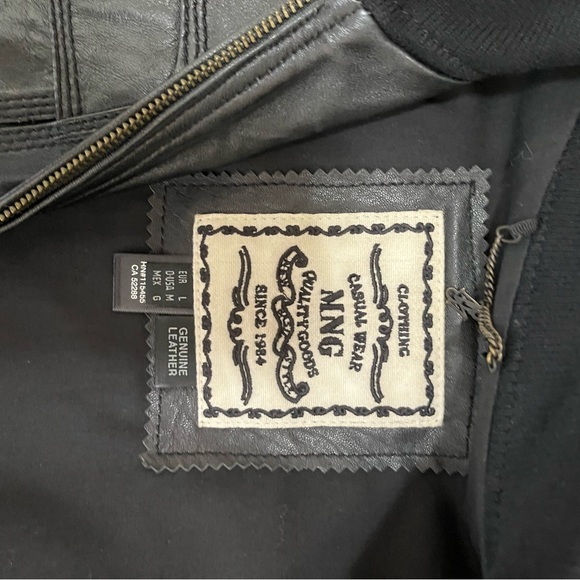 Black Leather Jacket - size L - Picture 7 of 9